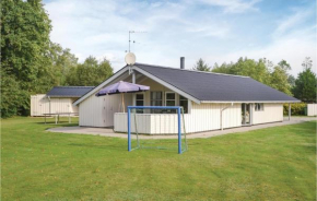 Lovely Home In Oksbøl With Kitchen